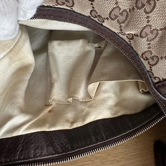 Gucci Hobo Shoulder Bag - Picture 17 of 17